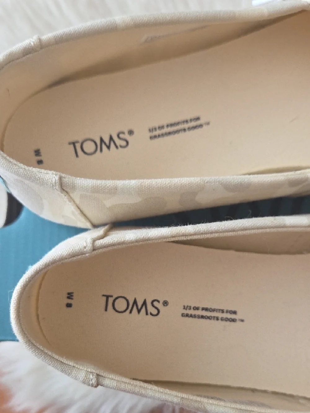 NWT Toms Women's Slip-On Alpargata Egret Camo Sz 8